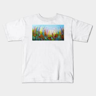 A field of flowers Kids T-Shirt